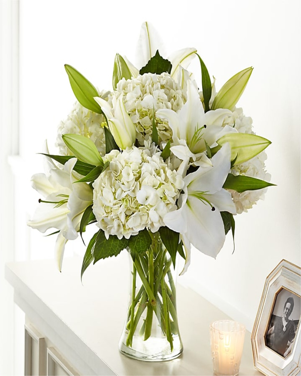 Compassionate Lily Bouquet - Deluxe