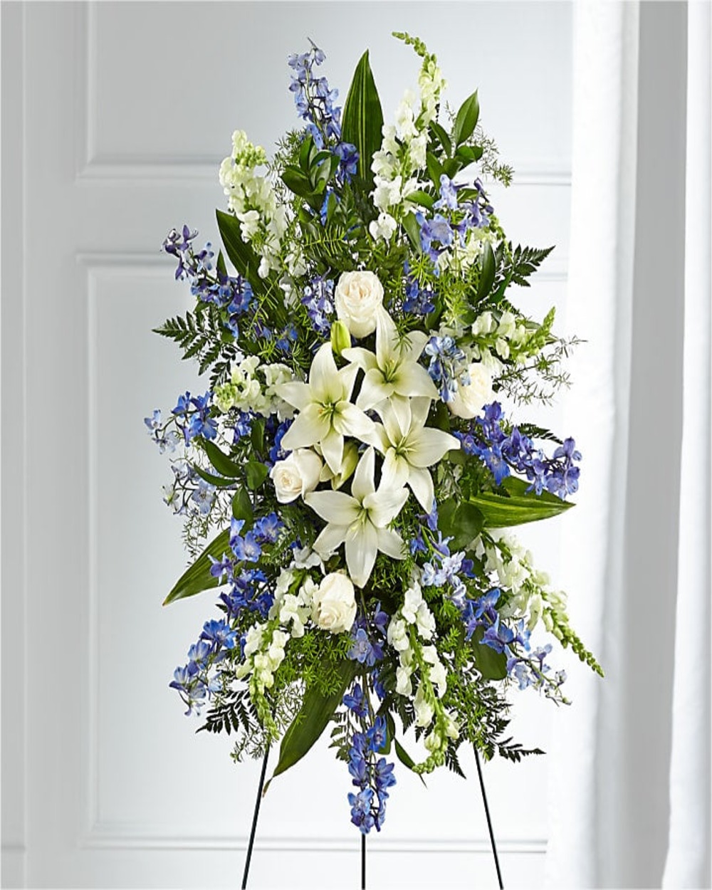 Faithful Friend Standing Spray - Deluxe