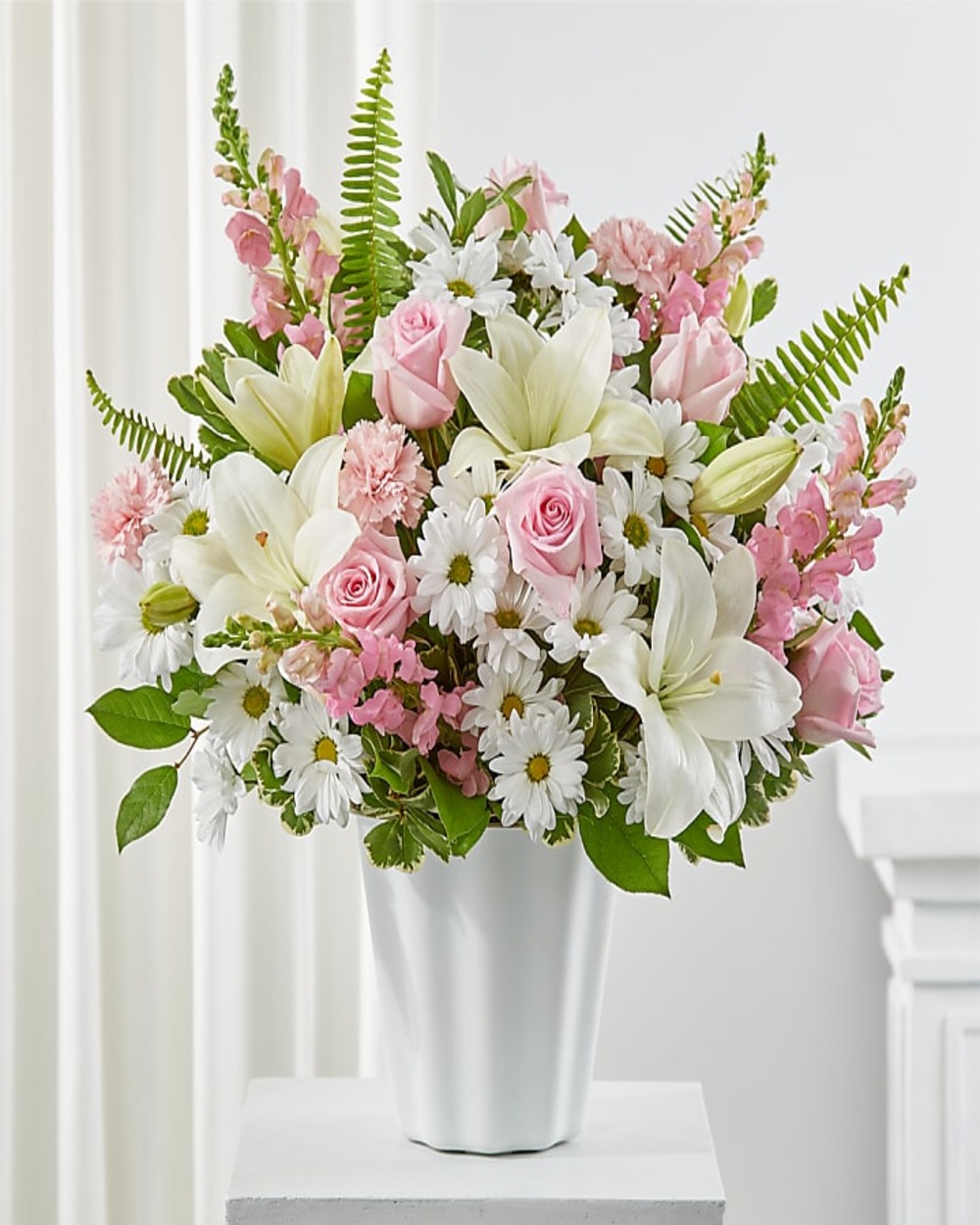 Soft Touch Tabletop Basket - Deluxe